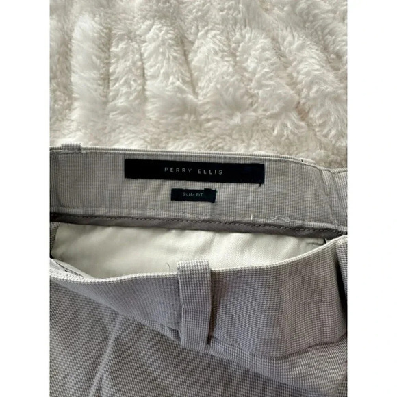 Perry Ellis Men's 30/26 White Portfolio Plaid Dress Slacks Slim Fit - Picture 4 of 5